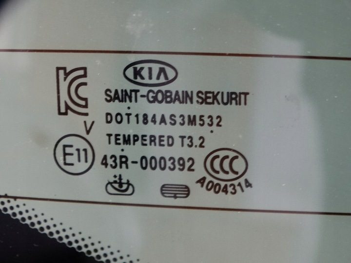 Крышка багажника задняя KIA Carens IV 13-19R. код : D1, фото 6