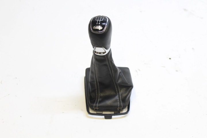 Skoda Fabia III ручка чехол 6V0711113BJ, фото 2