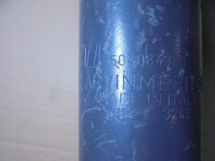 Iveco Амортизатор кабины 504084380, фото 3