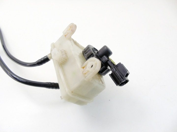 Бачок тормозной жидкости Ford Focus MK1 1.6 16V 98AB-2C217-AC, фото 2