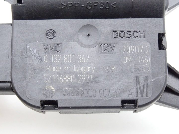 МОТОРЧИК ВЕНТИЛЯТОРА ПЕЧКИ VW PASSAT B6 0132801362 / 3C0907511A NR695, фото 2