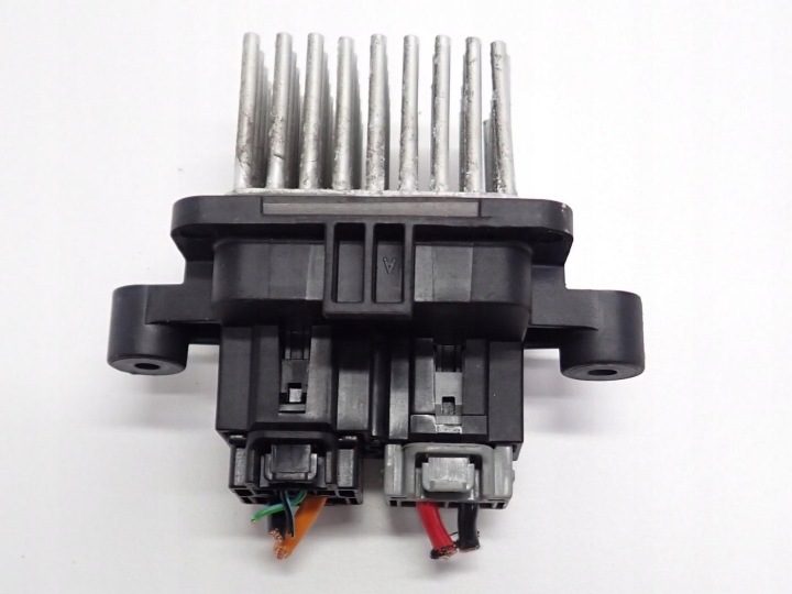 РЕЗИСТОР ПЕЧКИ MR017600-5990 ALFA ROMEO STELVIO 18 г., фото 2