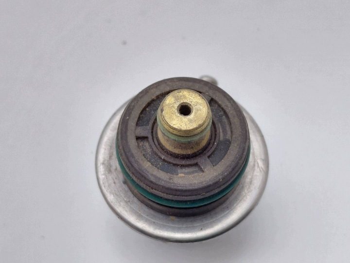 РЕГУЛЯТОР ДАВЛЕНИЯ ТОПЛИВА VW GOLF IV 1.6 037133035C / 020160557 NR39, фото 4