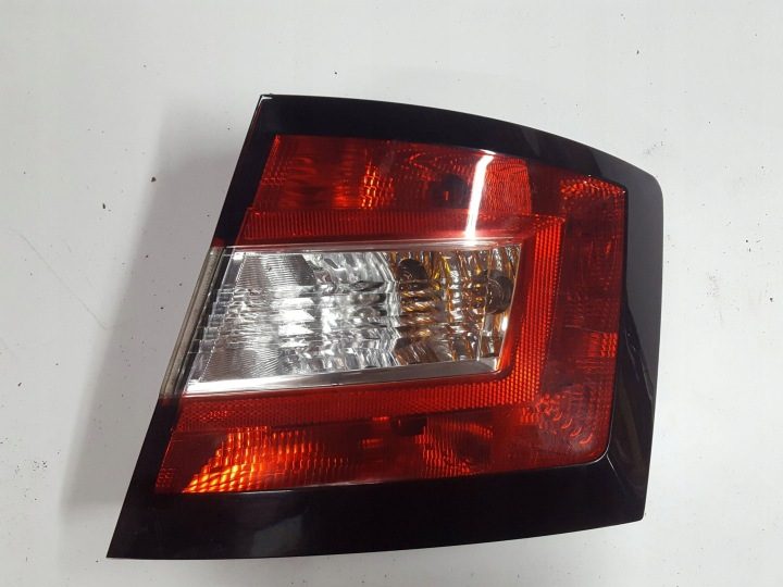 SKODA FABIA 3 III 6V 14-20r ХЭТЧБЕК ФОНАРЬ ПРАВЫЙ ЗАДНИЙ 6V6945096, фото 2