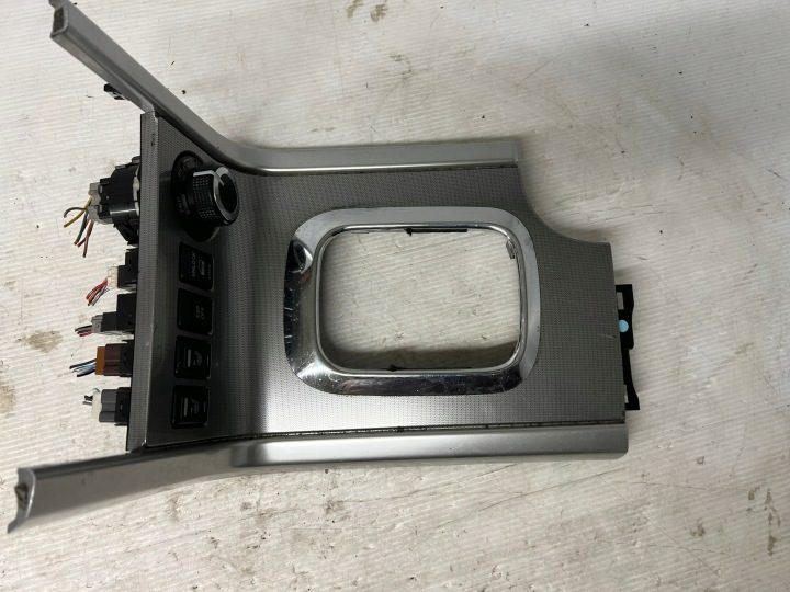Nissan Navara D40 Рамка рычага переключения передач 969415X10A, фото 1