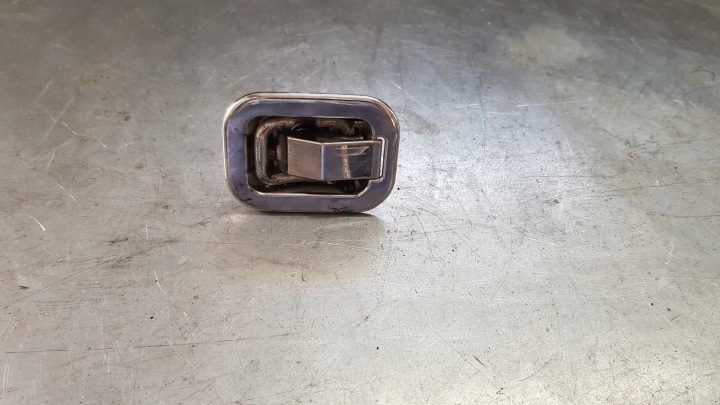 HYUNDAI i40 крючок кронштейн багажника 85797-3N000, фото 1