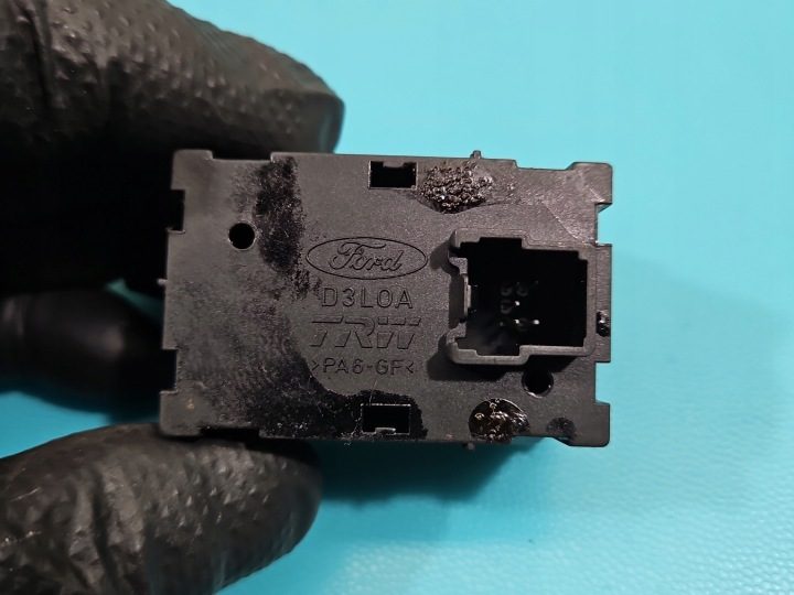 ПЕРЕКЛЮЧАТЕЛЬ ПОДОГРЕВА СИДЕНИЙ FORD MONDEO MK4 6M2T-19K314-AC, фото 3