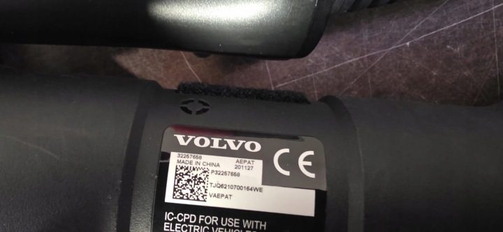 VOLVO XC60 XC40 V60 S60 V90 S90 XC90 Кабель зарядки под siłe, фото 4