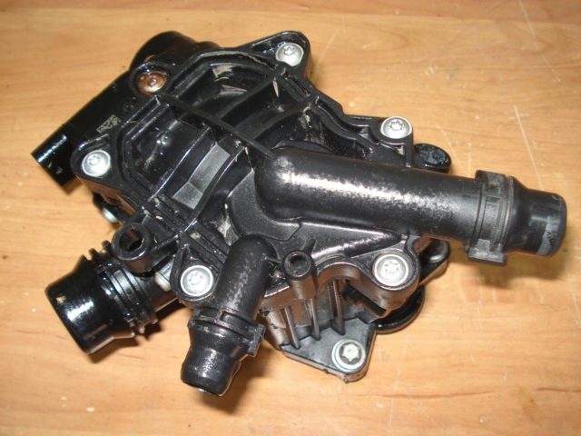 BMW F20 F30 G01 G20 G30 ТЕРМОСТАТ КОРПУС ТЕРМОСТАТА B38 B46 B48 7644811, фото 8