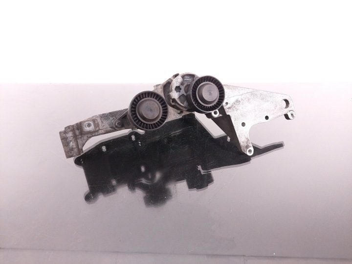 Натяжитель ремня генератора Volvo S60 30757282, фото 3