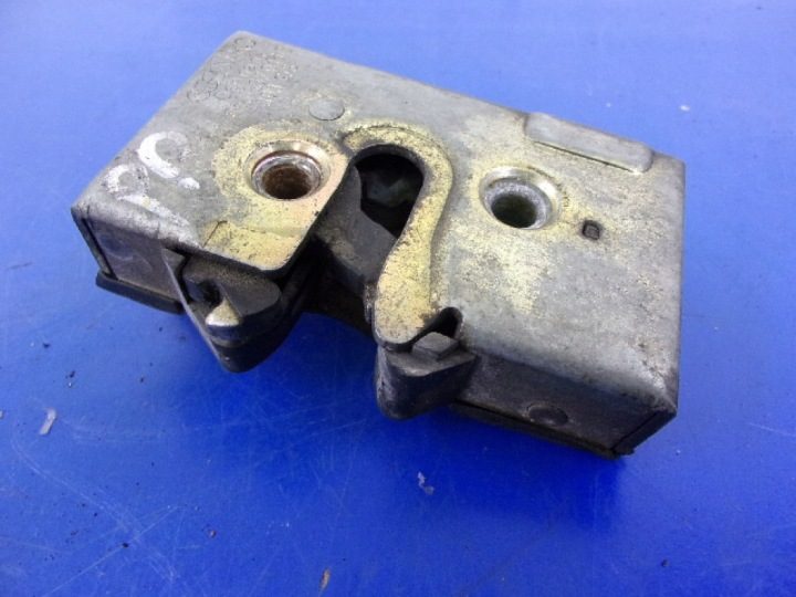 Замок правой передней двери AUDI 80 AVANT (8C, B4) 893837016C 1.9L дизель, фото 2