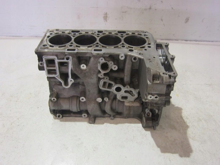 BMW X1 F48 B46 B46A20B F30 F20 X3 G01 БЛОК ЦИЛИНДРОВ 7647104 1025331, фото 2
