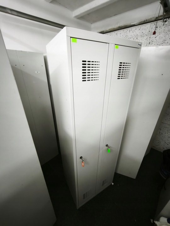 Шкаф РАБОЧИЙ для одежды Mega-M двухдверный 180 см x 60 см, фото 2