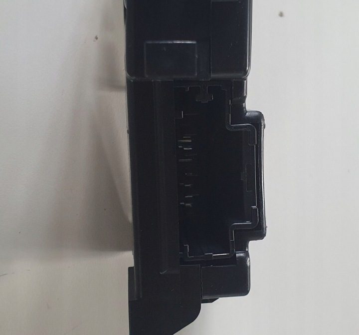 Оригинальный New Fuse Бокс для Mercedes-Benz A2975400441 OEM, фото 3