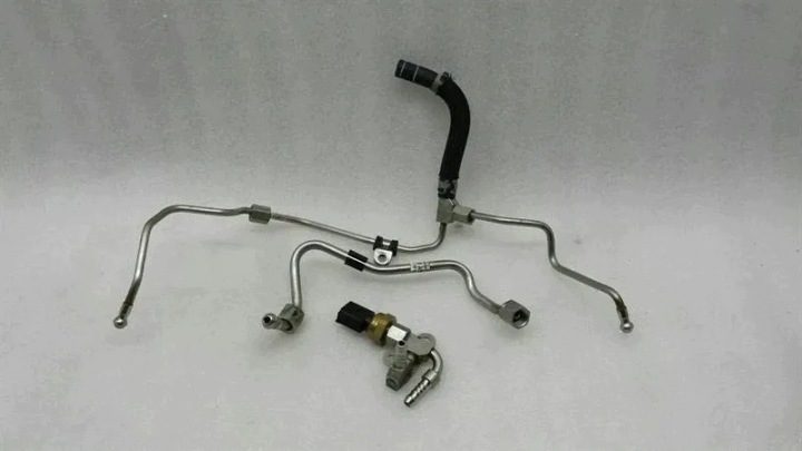 Комплект трубок топливных Audi RS5 3 079127509BT 079127503AN, фото 1