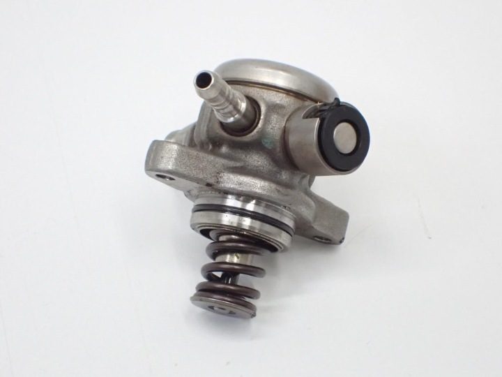 ТОПЛИВНЫЙ НАСОС 04E127027N LEON III 5F VW GOLF VII 1.0 TSI DKL 19 г., фото 2