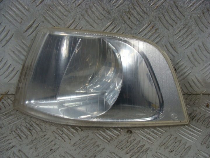Volvo S40, V40 2002 Передняя сторона правая Поворотники, фото 1