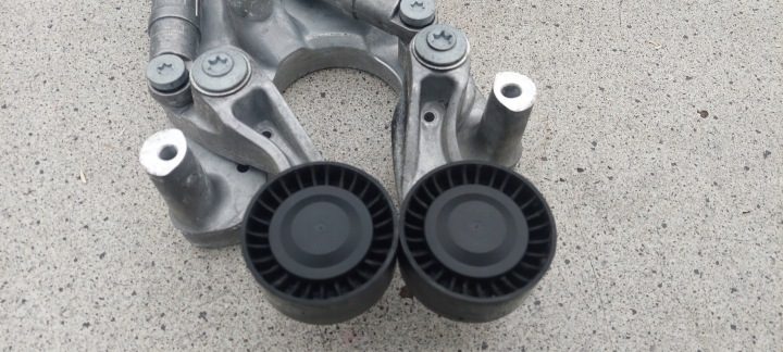 Jeep Grand Cherokke WL 22 23 натяжитель ремня 2.0 4XE 05281667AC № 43, фото 2