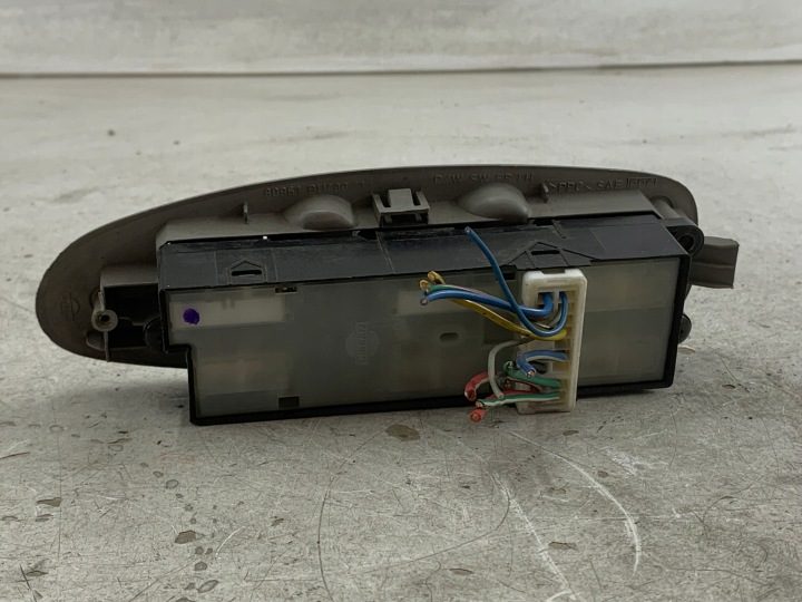 Кнопка управления стеклоподъемниками задней левой двери NISSAN ALMERA TINO (V10), фото 4