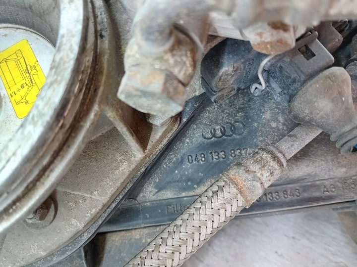 Топливная рампа Audi 90 B3 034133353N 048133837 0438121073 2.0, фото 8