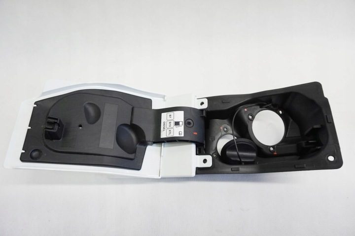 Лючок горловины бензобака Primastar Trafic IV Vivaro 781209835R, фото 4