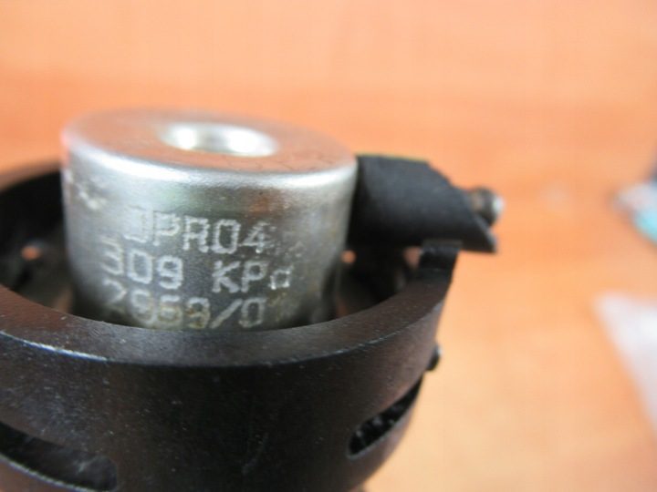 КЛАПАН ДАВЛЕНИЯ ТОПЛИВА VOLVO S40 I V40 I 2,0 т 16V DPR04 309KPA 9404583, фото 3