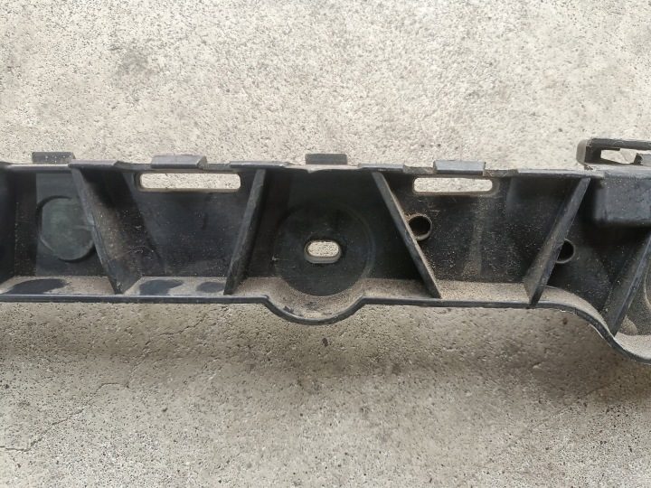 НАПРАВЛЯЮЩАЯ БАМПЕРА ЛЕВАЯ ЗАДНЯЯ SKODA OCTAVIA III УНИВЕРСАЛ 5E9807393, фото 3