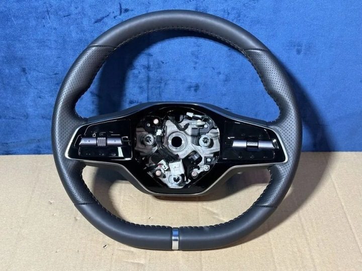 Руль Nissan Ariya, фото 1