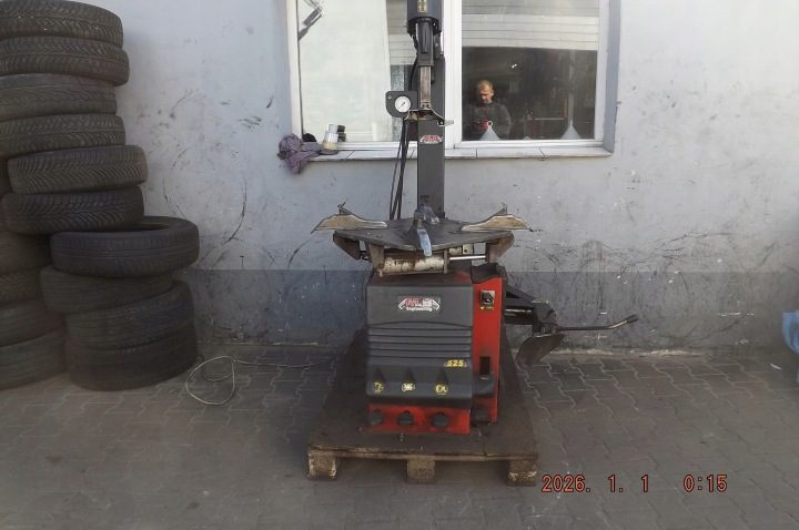 M&B WŁOSKA MONTAŻOWNICA 5"-25" ДЛЯ MOTOCYKLI QUADÓW SKURETÓW GOKARTÓW TC400, фото 1