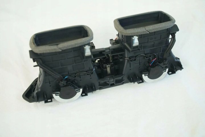 Воздухозаборник консоли BMW X4 (G02, F98) 9363444 29007319 2018, фото 3