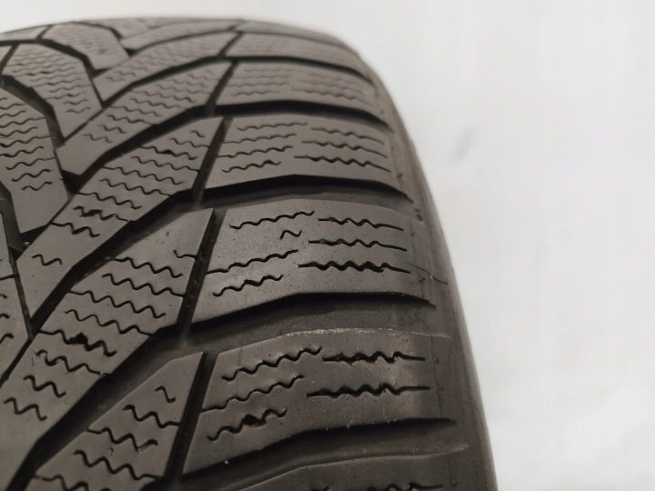 Шина зимняя Nexen Winguard Sport 2 215/55R17 98 В сцепление на снегу (3PMSF), усилитель (XL), фото 3