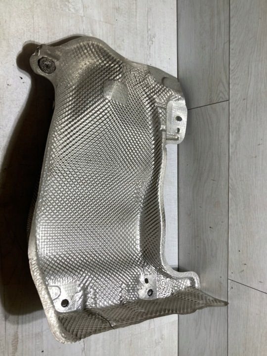 ЗАЩИТА ПЛАСТИНА ТЕПЛОВАЯ AUDI A3 8V 5Q0825729, фото 2