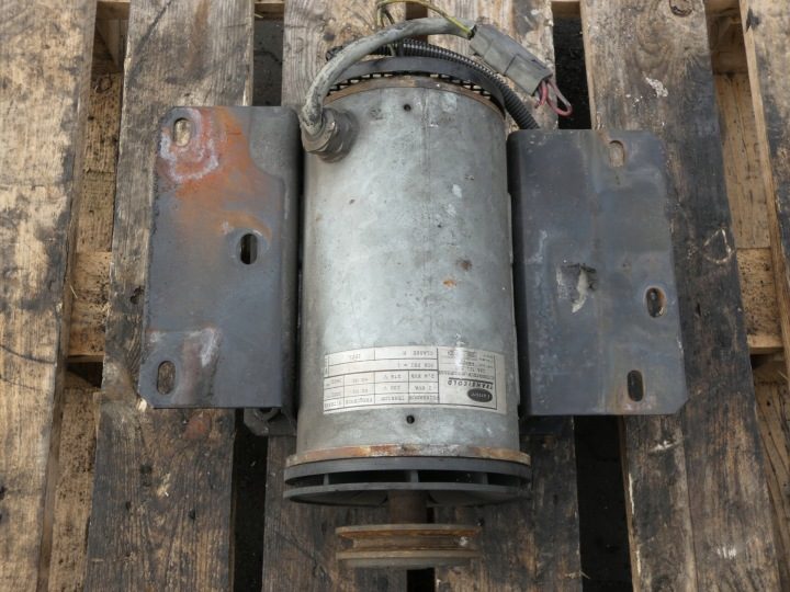 LSA 321 генератор Prądnica Carrier 230/276 V 2/2.4 ква 50/60 HZ, фото 1