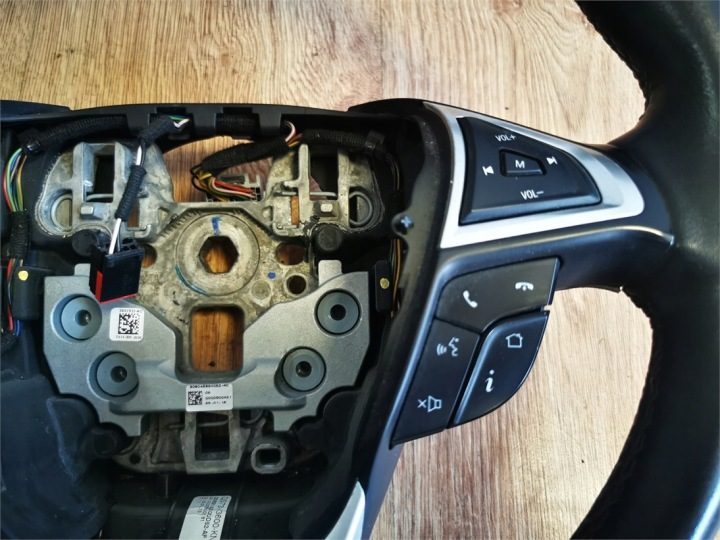 Hyundai Veloster турбо руль кожа хорошая, фото 3