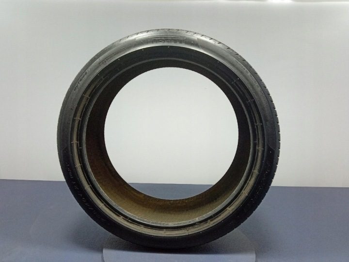 Шина летняя Pirelli P Zero 255/40R21 102 В защита диска, усилитель (XL) VOL - Volvo, фото 1