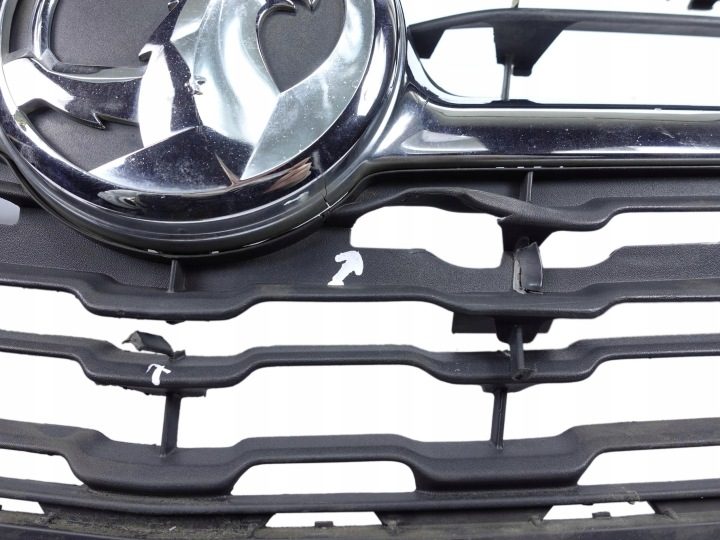 Решетка радиатора бампера радиатора передняя хром Opel Corsa E 2014- 39003576, фото 3
