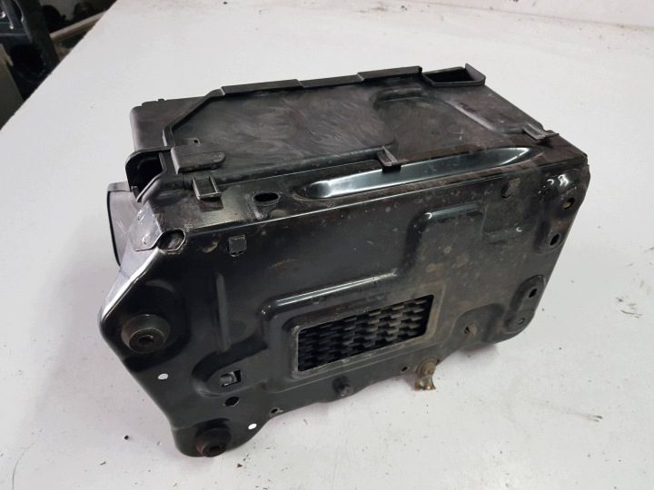 Mercedes A класс W176 12-15r 1.8 CDI кожух аккумулятора, фото 4