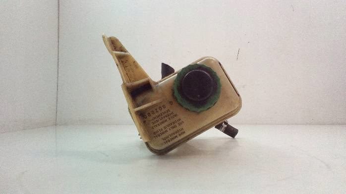 Бачок жидкости гидроусилителя Audi 80 B4 8A0422373C, фото 6