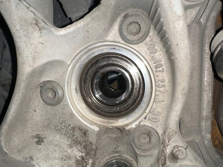 ПОВОРОТНЫЙ КУЛАК СТОЙКА AUDI Q3 83A 5q0407257a TIGUAN 5NA АМОРТИЗАТОР ЛЕВЫЙ КОМПЛЕКТ, фото 2