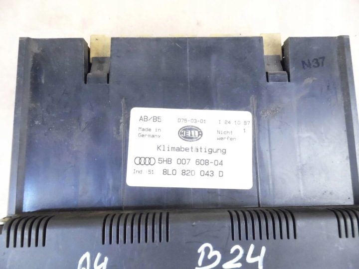 Audi A3 8L БЛОК УПРАВЛЕНИЯ КЛИМАТОМ 8L0810043D, фото 3