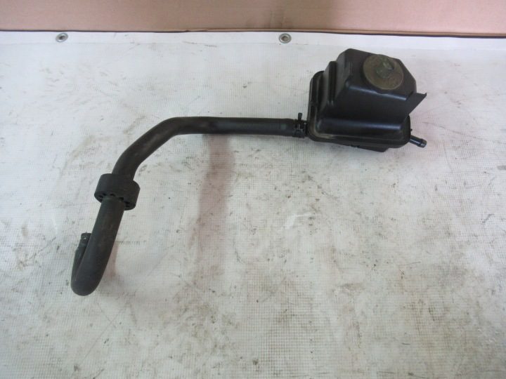 Бачок гидроусилителя VW GOLF V (1K1) 1J0422371C 1.9L дизель 66 кВт 2002, фото 1