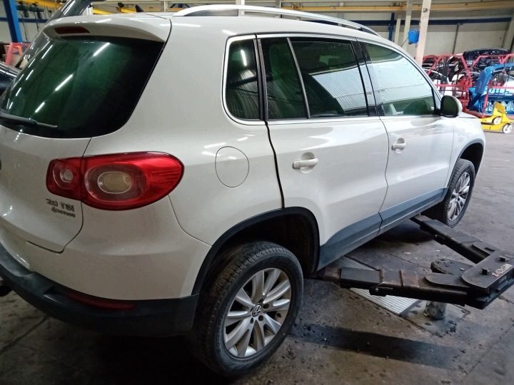 Volkswagen Tiguan 5N1/2 2007 - 2018 Моторчик дворников лобового стекла, фото 9