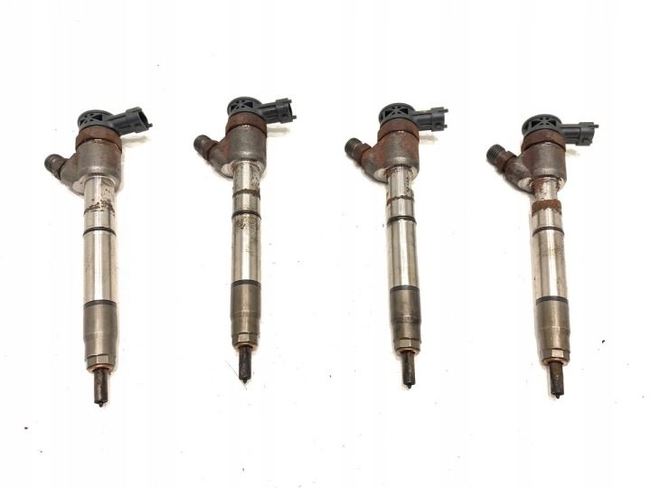 ФОРСУНКИ КОМПЛЕКТ HYUNDAI i30 33800-2A610 1.6 110 л.с. В СБОРЕ, фото 1