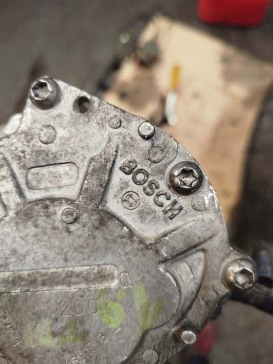 Насос вакуумный Bosh VW Golf 5 в Audi A3 8P Octavia 2, фото 6