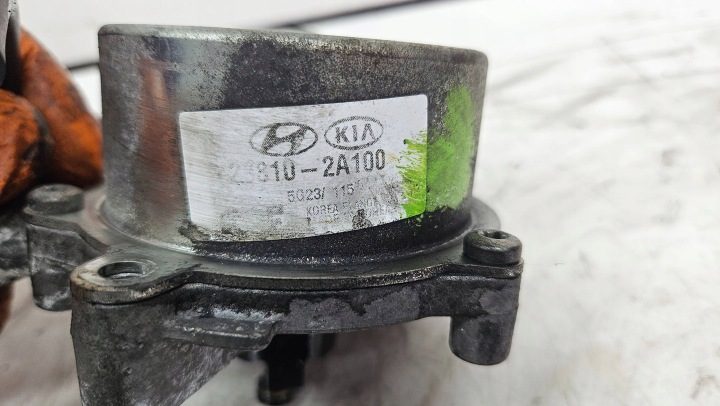 KIA Rio 2 II 05-11 1.5 CRDI D4FA 28810-2a100 Вакуумный насос, фото 3