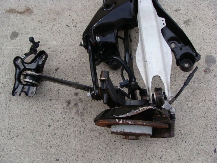 ПОДВЕСКА ЗАДНЯЯ В СБОРЕ FIAT CROMA OPEL VECTRA C SAAB 9-3 НЕ MALOWANE, фото 9