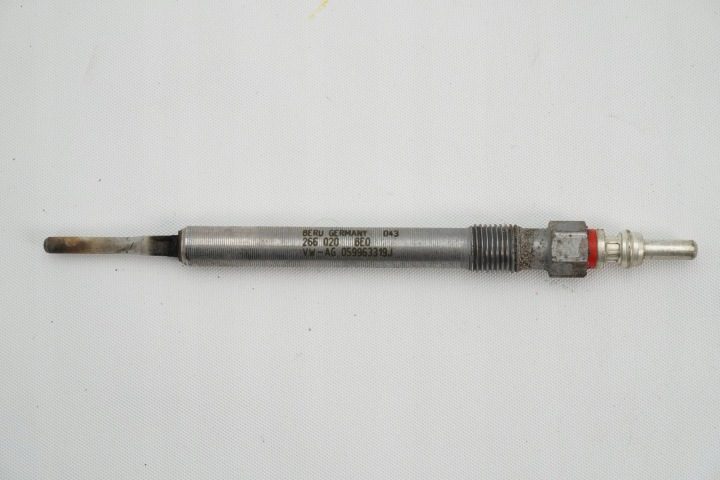 Свеча накаливания Volkswagen OE 059 963 319J, фото 1
