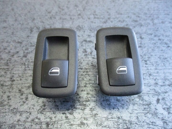 Блок кнопок стеклоподъемников Jeep Grand Cherokee 68085690AC, фото 1