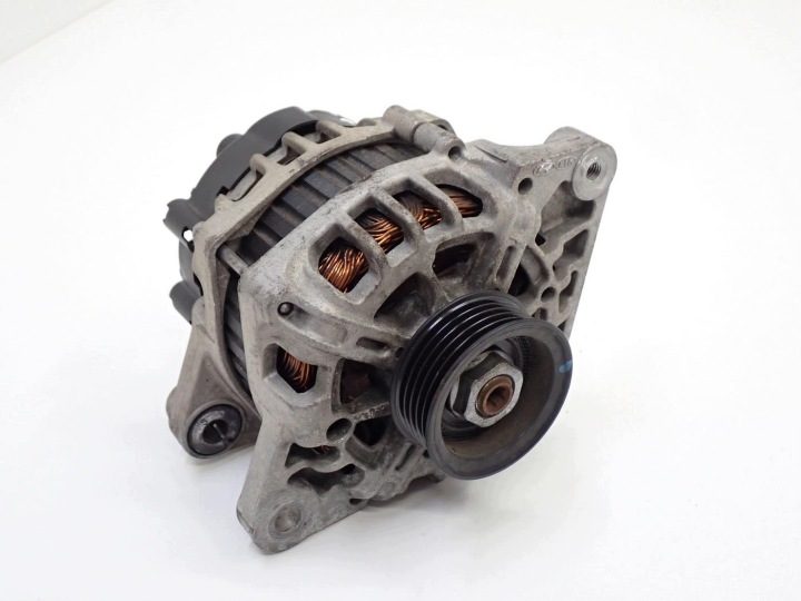 Генератор оригинал 37300-03355 Hyundai I20 II 1.25i G4LA 17 г., фото 3