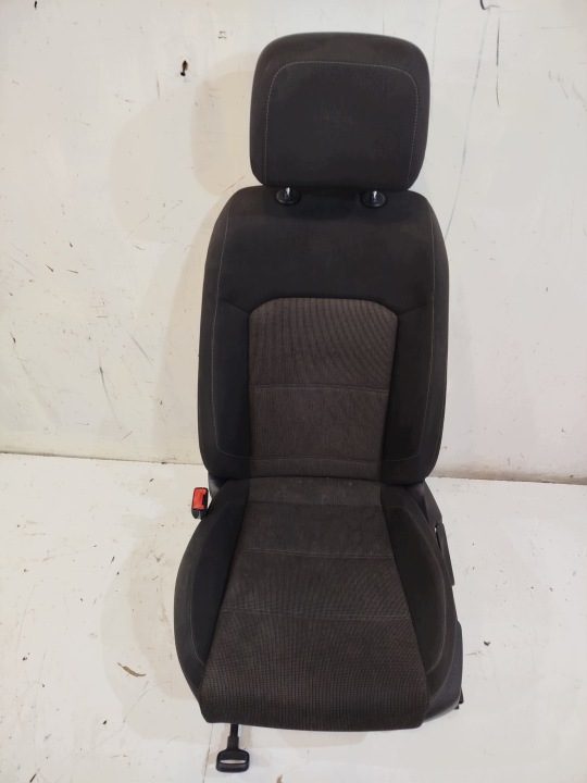 СИДЕНЬЕ ЛЕВОЕ ПЕРЕДНЕЕ VW PASSAT B8 , ТКАНЬ , В СБОРЕ, ДЛЯ PRANIA !, фото 1